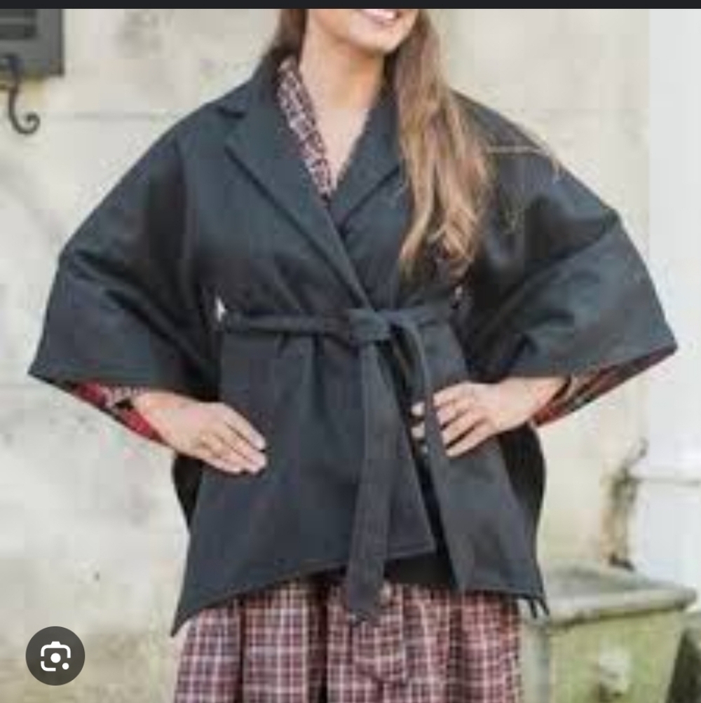 Victoria Dunn Cape Style Wool Blend Belted Jacket With Plaid Underneath Size Sm - Picture 3 of 10